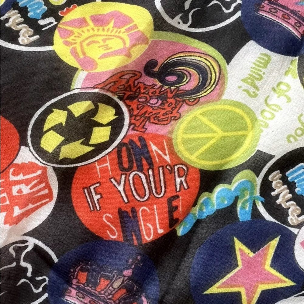 Moschino Silk Peace and Love Activist Button Scarf. - Picture 5 of 13